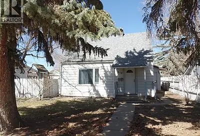 814 Athabasca STREET E Moose Jaw SK S6H0M7