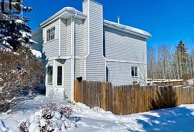 5925 54 Street Rocky Mountain House AB T4T1L9