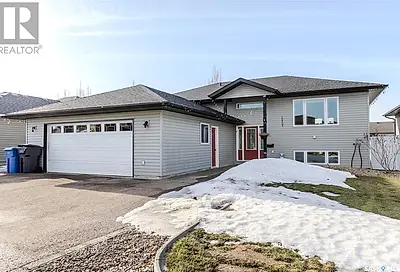 10304 Maher DRIVE North Battleford SK S9A0Y1