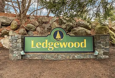 5 Ledgewood Way