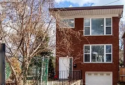 135 QUEENSBURY AVE Toronto ON M1N2X8