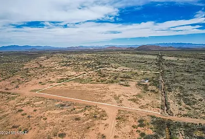 4.64 Acres S Central Road