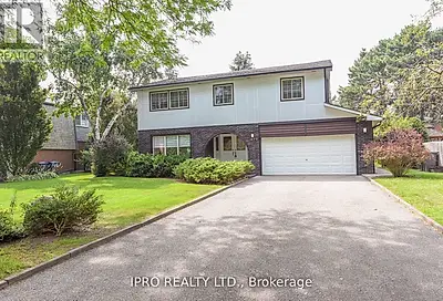 479 ISABELLA AVE Mississauga ON L5B2G4