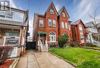 372 ST CLARENS AVE Toronto ON M6H3W3