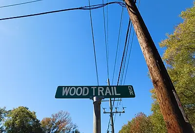 000 Wood Trail Dr