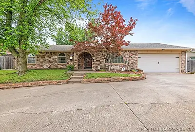 1069 Rolling Meadows Court