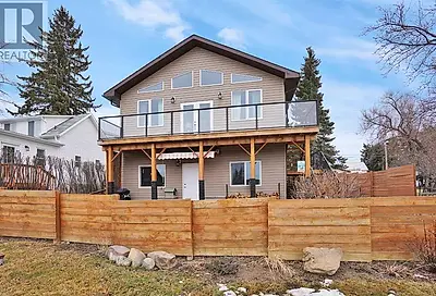 5027 52 Street Rocky Mountain House AB T4T1A7
