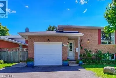 257 COUNTRY HILL Drive Kitchener ON N2E2C1