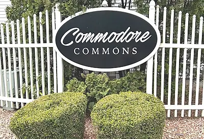 9 Commodore Commons