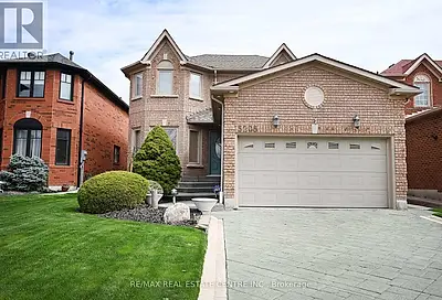 5205 BUTTERMILL CRT Mississauga ON L5V1S4