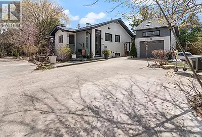 21 YEWFIELD CRES Toronto ON M3B2Y4