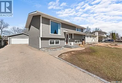 53 Buttercup CRESCENT NW Moose Jaw SK S6J1A3