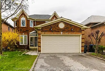 5202 BUTTERMILL CRT W Mississauga ON L5V1S4